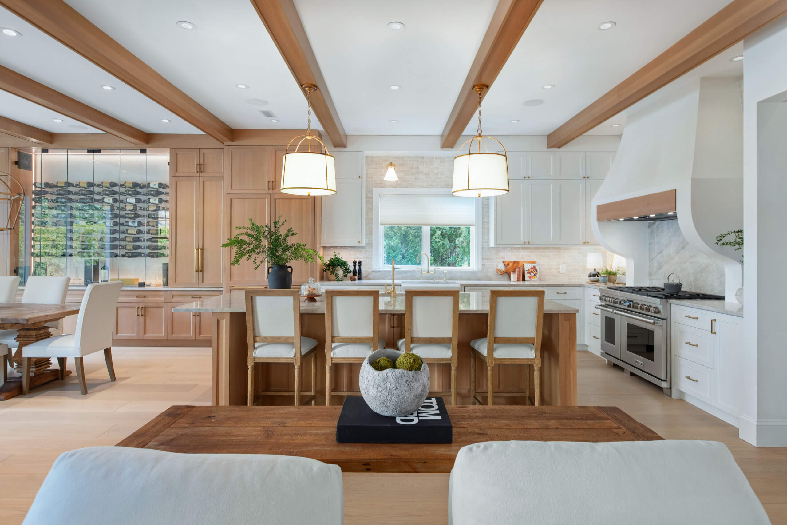 Villa Keith luxury kitchen with beams